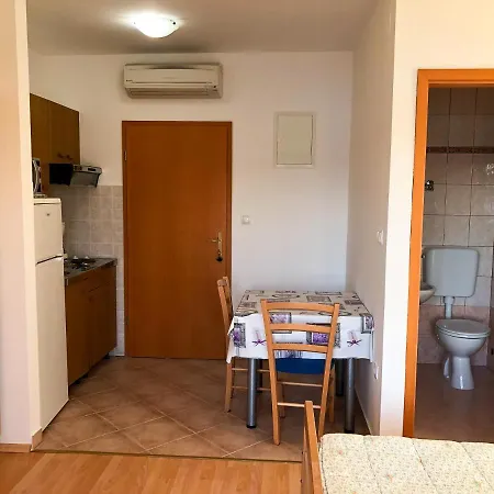 Apartments Palit Rab Exterior photo