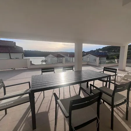 Apartments Palit Rab Exterior photo